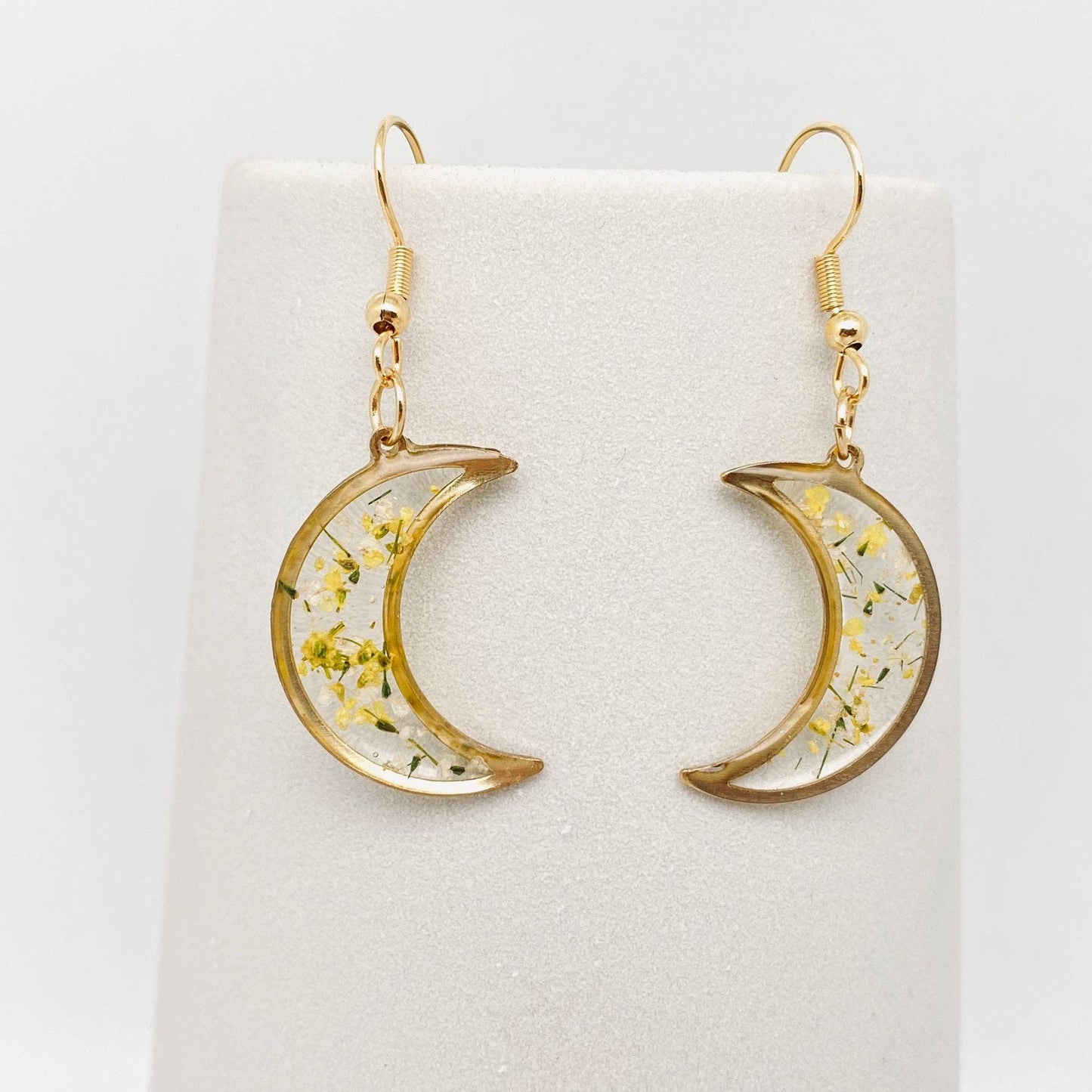 Queen Anne's Lace Pressed Flower Crescent Earrings