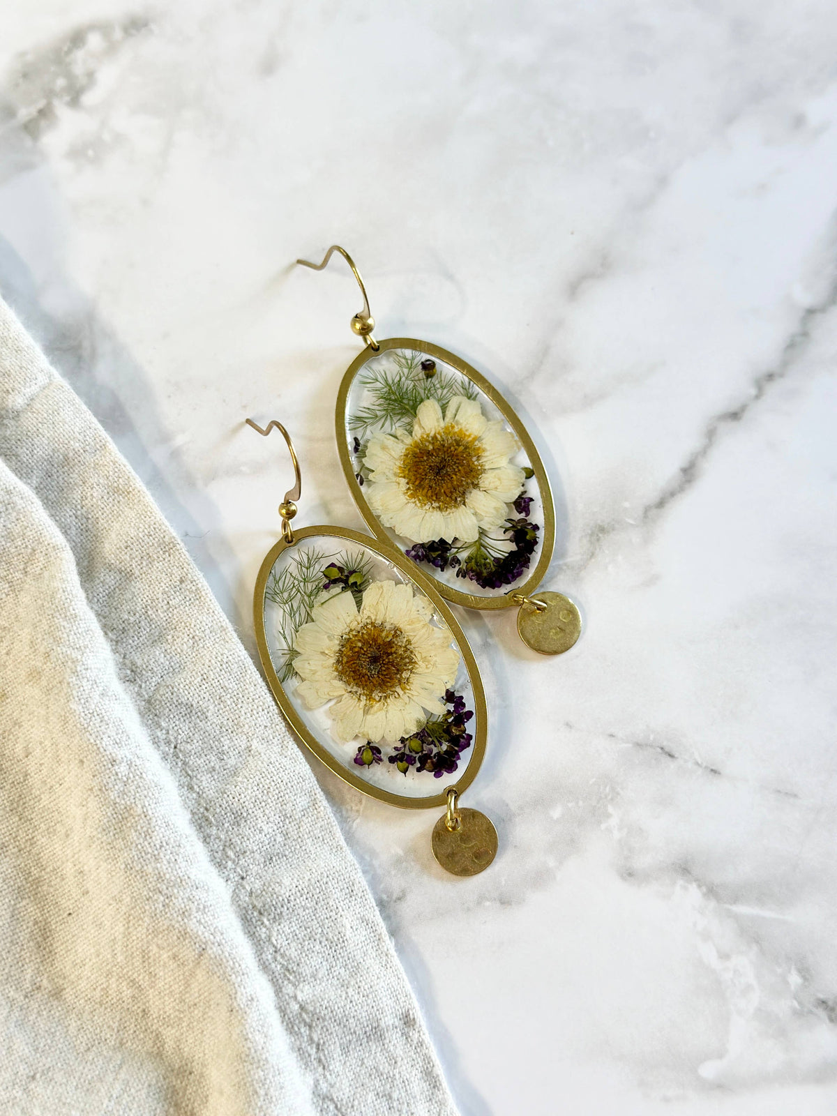 Feverfew, Alyssum, & Asparagus Fern | Brass Jewelry
