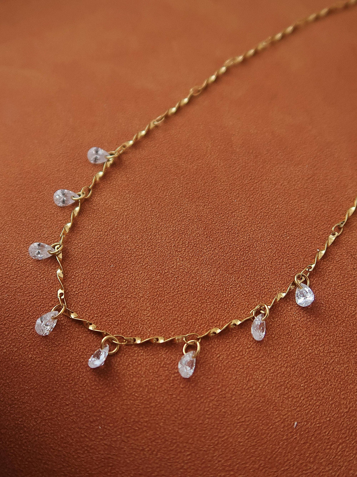 Teardrop Chain Necklace