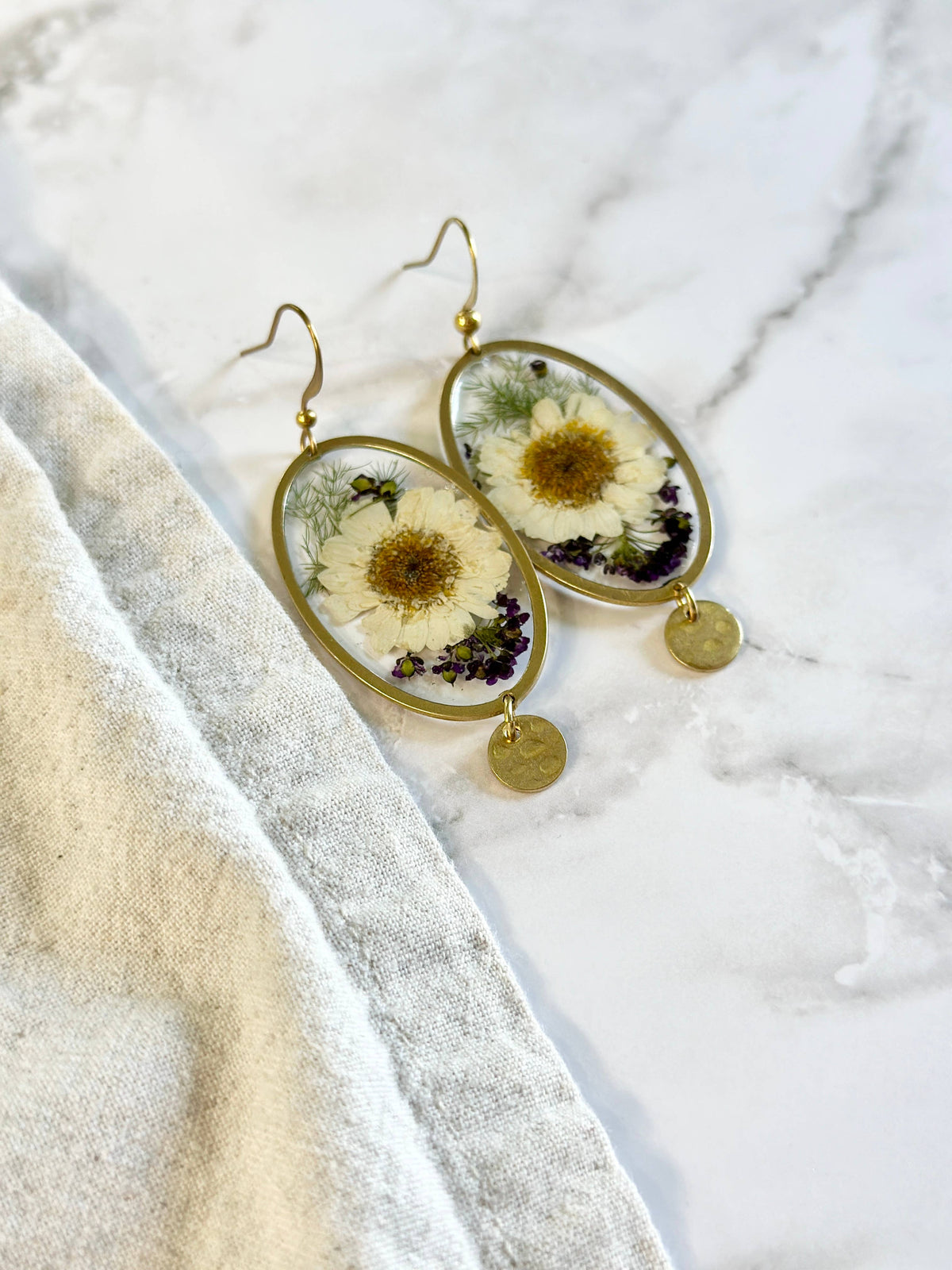 Feverfew, Alyssum, & Asparagus Fern | Brass Jewelry
