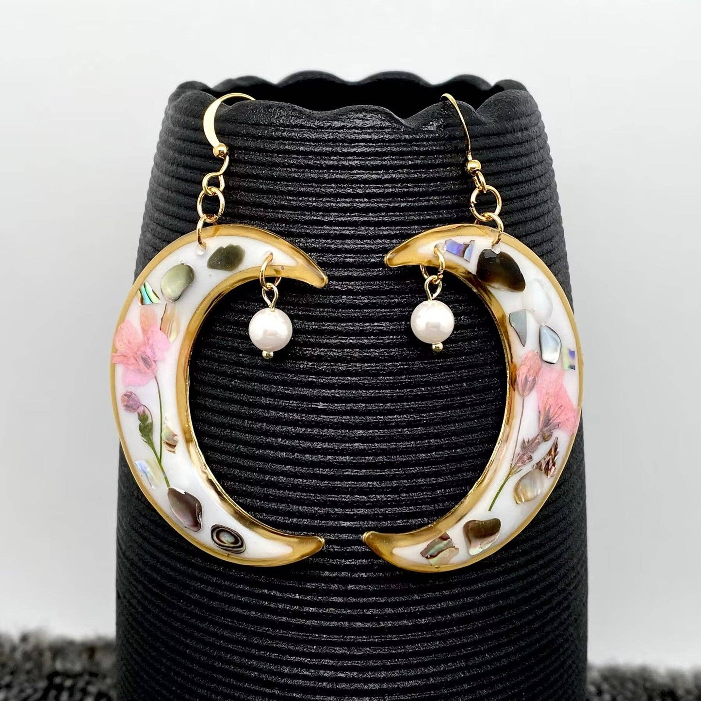 Dried Flower & Shell Moon 18K Gold Plated Earrings