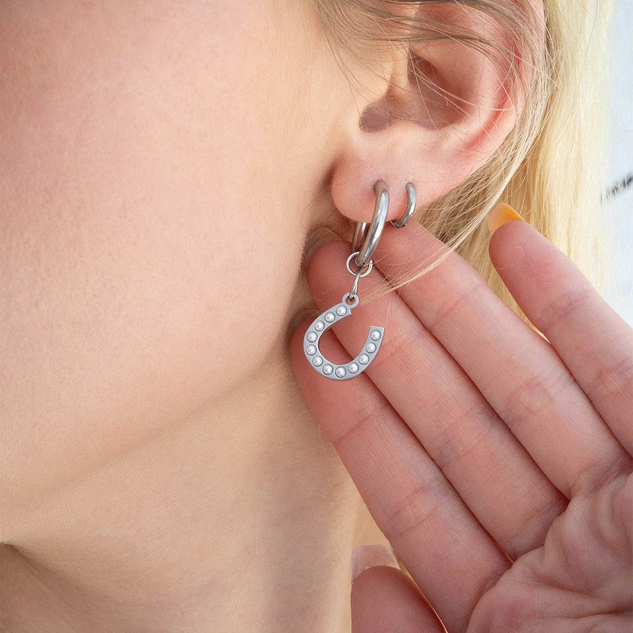 Pearl Beaded Horseshoe Charm