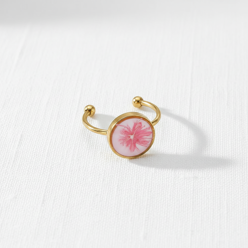 Adjustable Preserved Botanical Ring