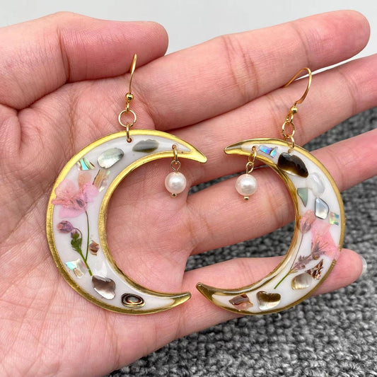 Dried Flower & Shell Moon 18K Gold Plated Earrings