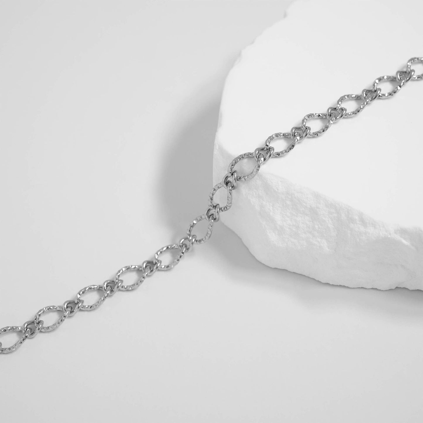 Steel Hammered Oval Chain Necklace