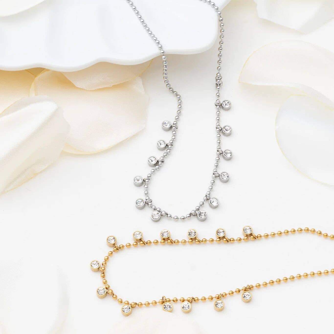Stone Dangle Necklace